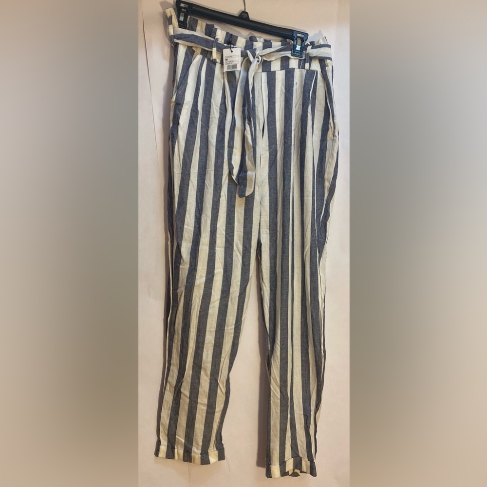 NWT‎ Piazza Italia Woman’s Striped Tie-Front Pants Size Medium